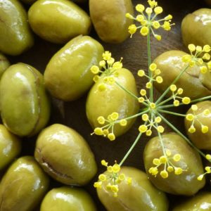 olives cassées des beaux l'apéritif provençal 